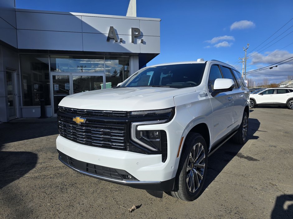Chevrolet Tahoe High Country 2026 à New Richmond, Québec - w940px
