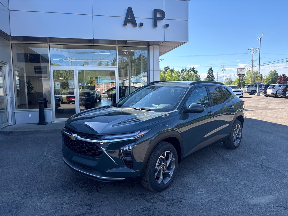 2026 Chevrolet Trax LT in New Richmond, Quebec - w940px