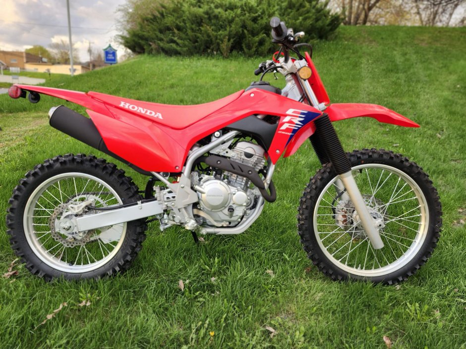 Honda CRF250F TRAIL 2025