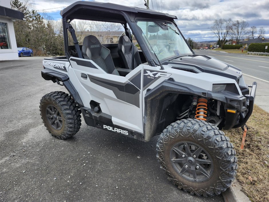 Polaris GENERAL XP 1000 DELUXE  2022