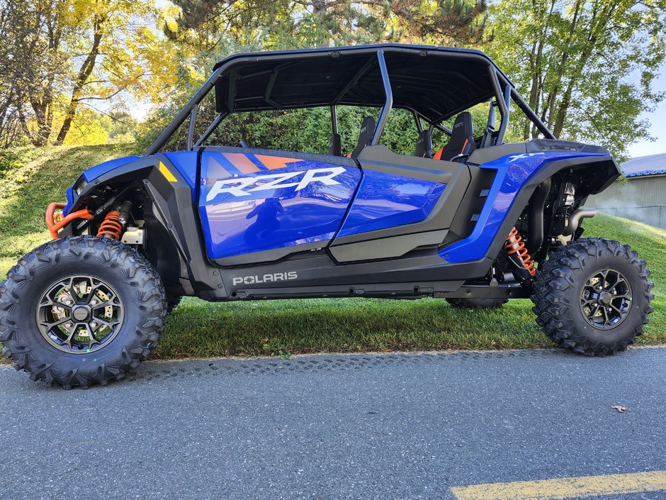 Polaris RZR XP 4 1000 Ultimate 4 PASSAGERS 2025