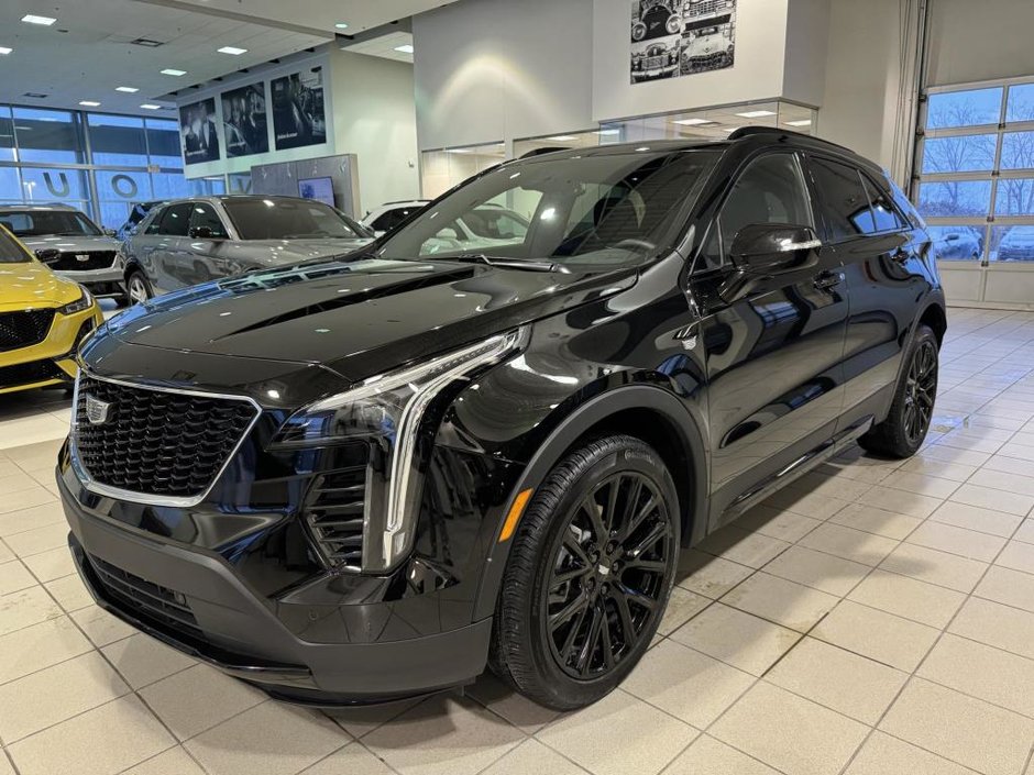 2023  XT4 Sport AWD GROUPE ONYX,TOIT OUVRANT in Laval, Quebec - w940px