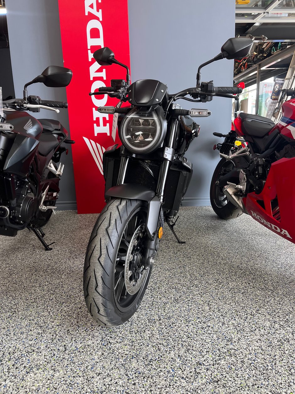 Honda CB 1000 R PERFORMANCE EDITION CAFE RACER PETITE PLAQUE 2024