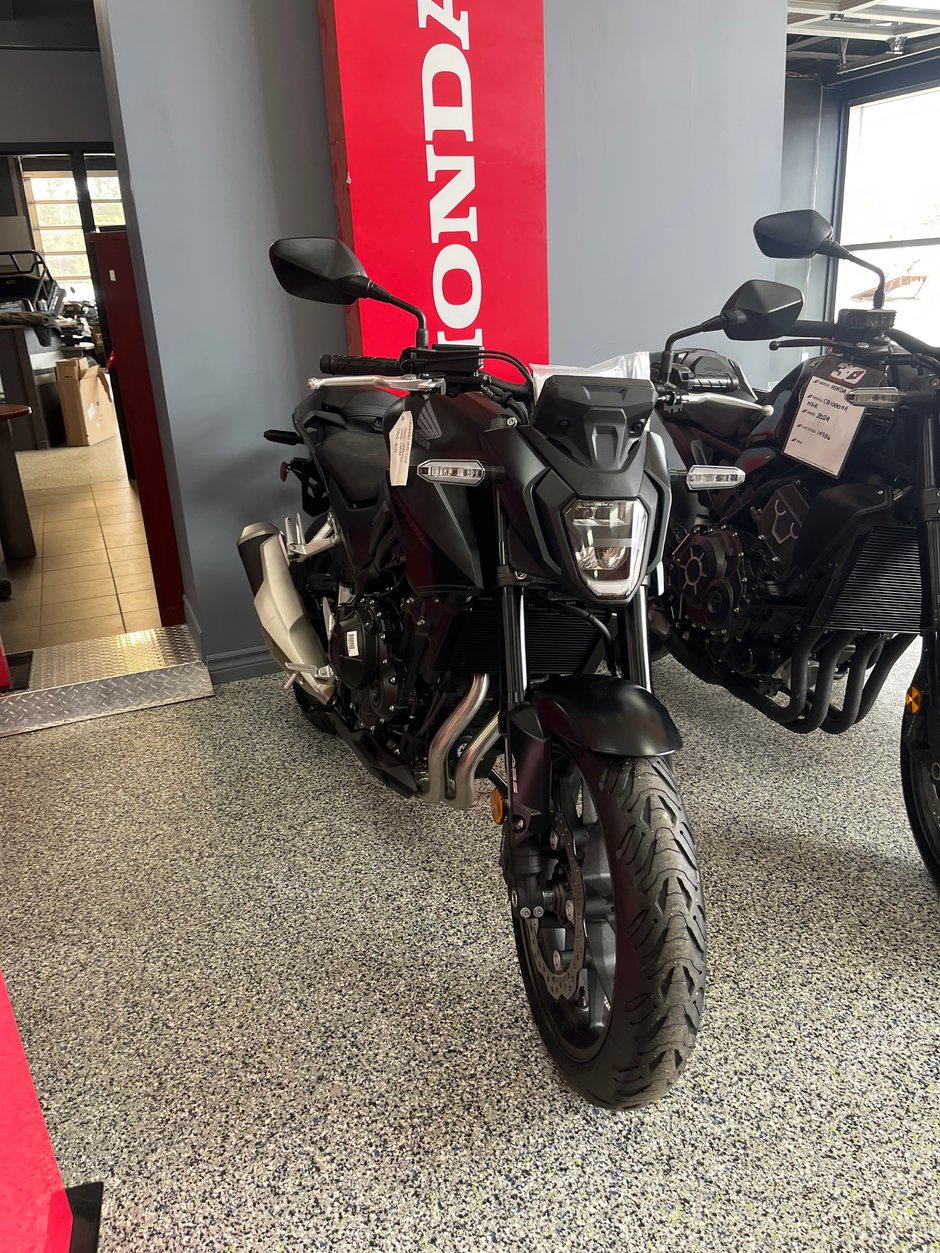 Honda CB 500F ABS  HORNET SPORT TOURING LEGER ET AGILE 2025