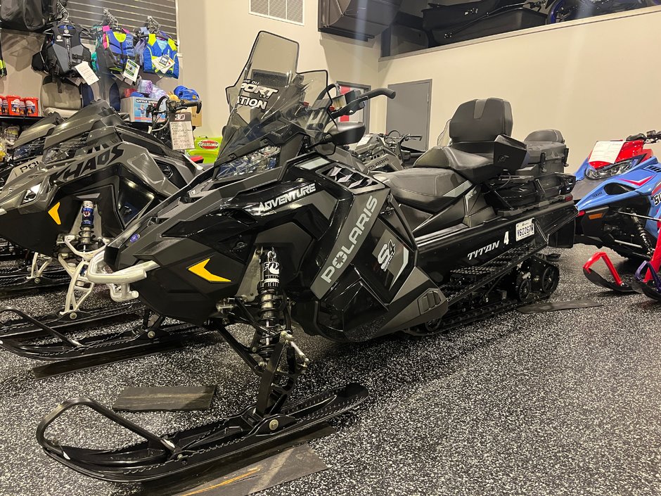 Polaris ProStar S4 TITAN Adventure 155  2024