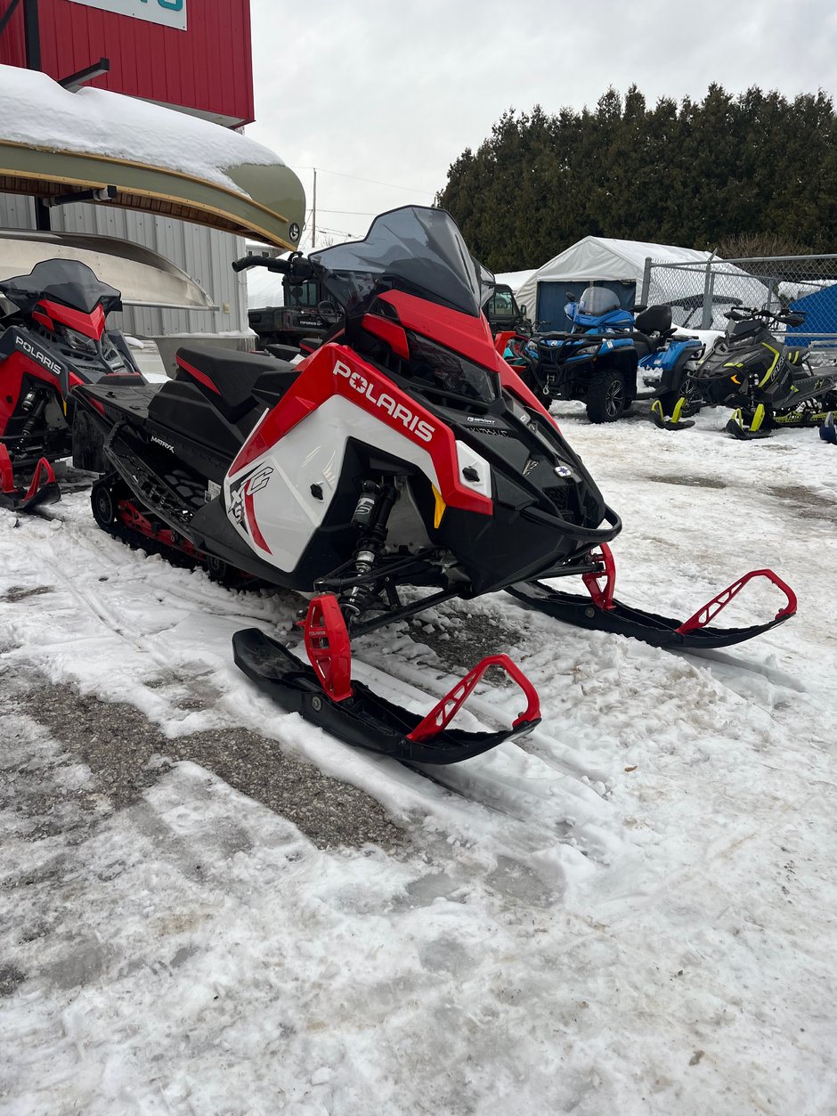 Polaris ProStar S4 INDY XC 137 Garantie 1 an 2023