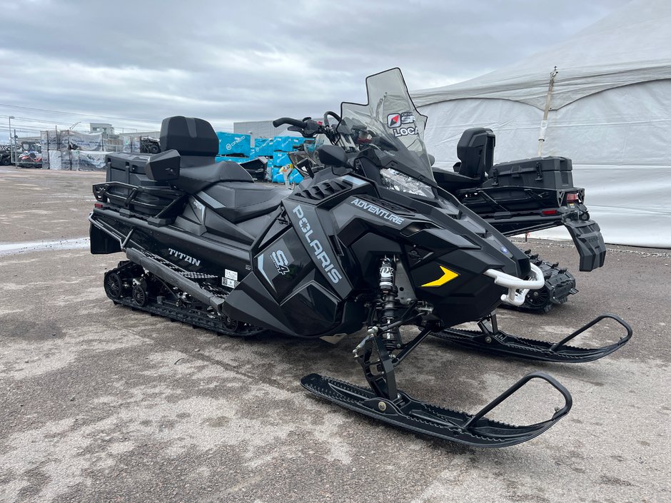 Polaris ProStar S4 TITAN Adventure 155  2024