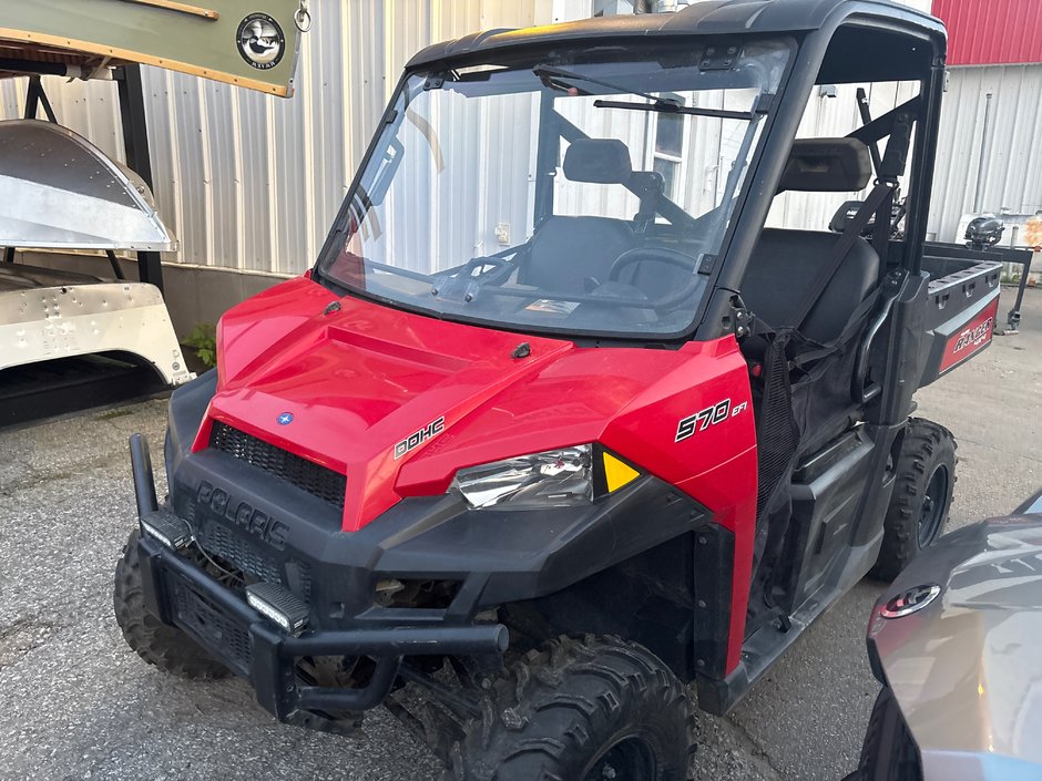 2015 Polaris RANGER 570 FULL SIZE 3 PASSAGER