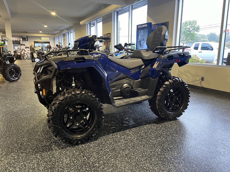 Polaris SPORTSMAN TOURING 570 PREMIUM  2025