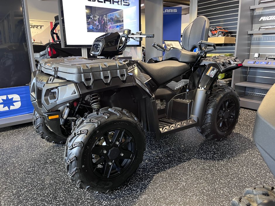 Polaris Sportsman Touring 850  2025