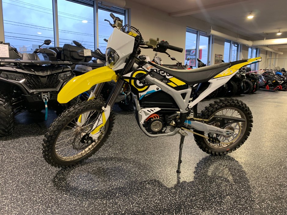 Centre du sport Lac St Jean Alma 2023 Storm Bee F 9 499