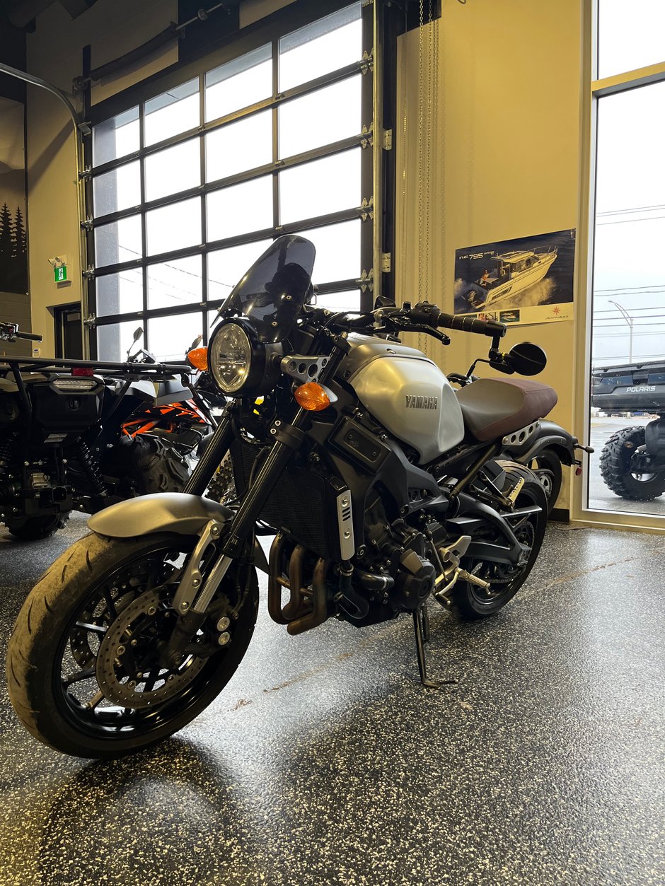 Yamaha XSR  2016
