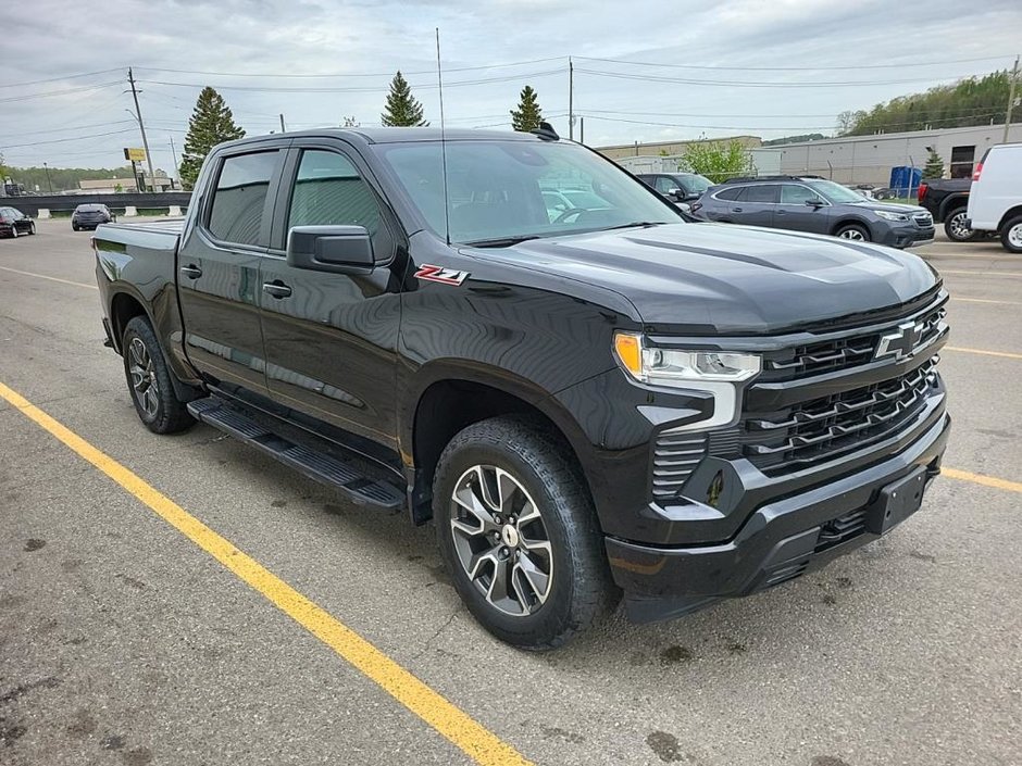 Chevrolet Silverado 1500  2022 à Montréal, Québec - w940px