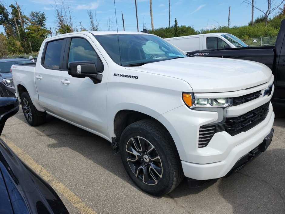 2023 Chevrolet Silverado 1500 in Montreal, Quebec - w940px