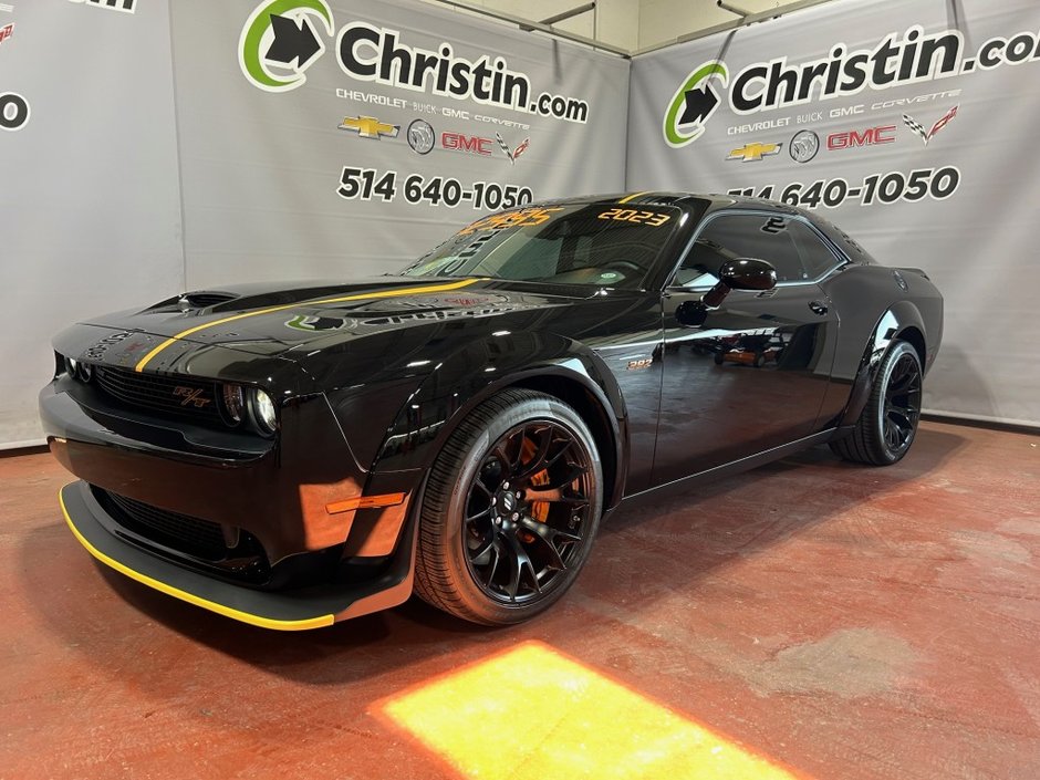 2023 Dodge Challenger in Montreal, Quebec - w940px