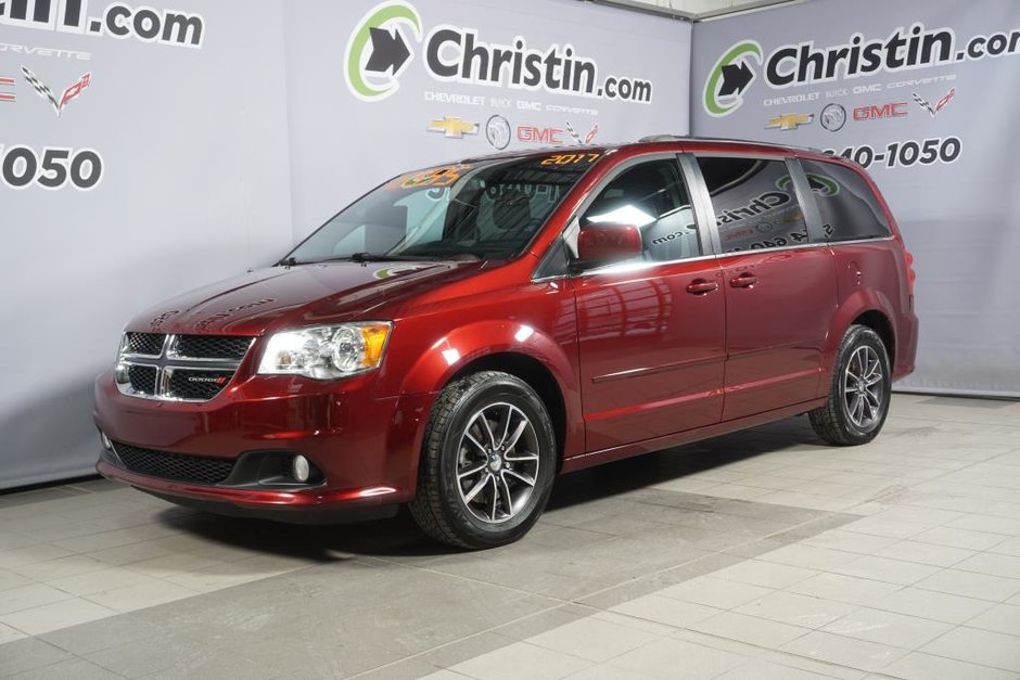 2017 Dodge Grand Caravan in Montreal, Quebec - w940px