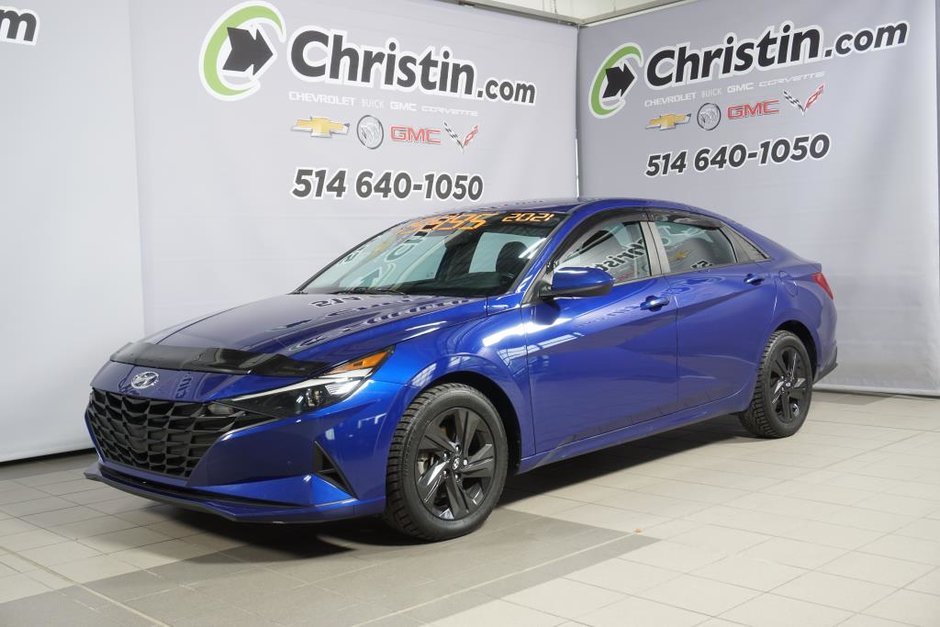 Hyundai Elantra  2021 à Montréal, Québec - w940px