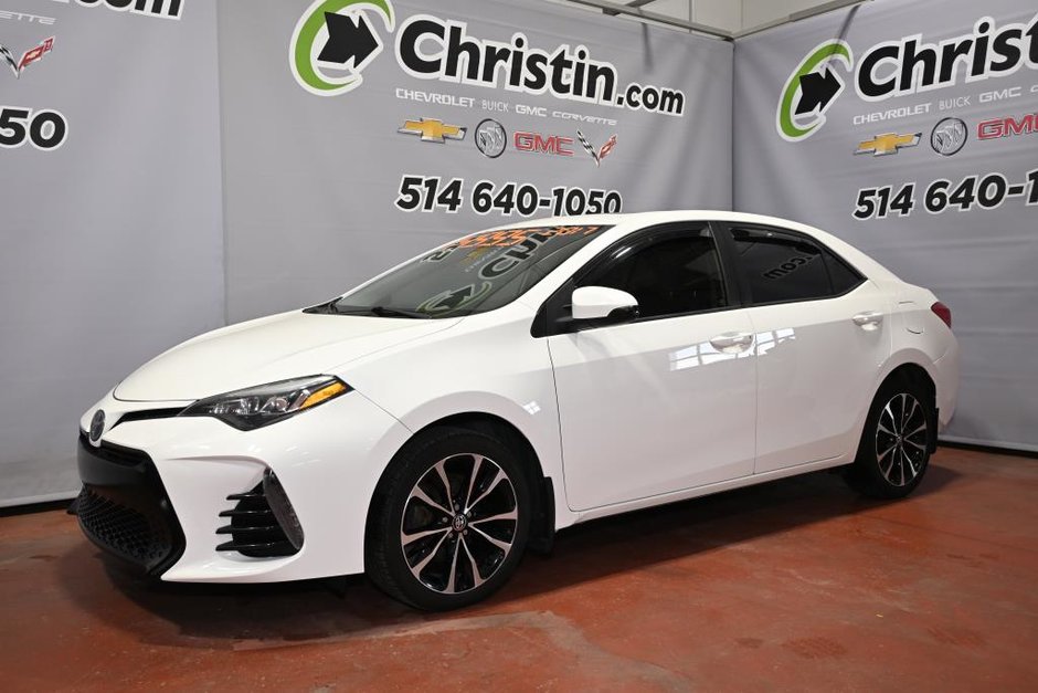 Toyota Corolla  2017 à Montréal, Québec - w940px