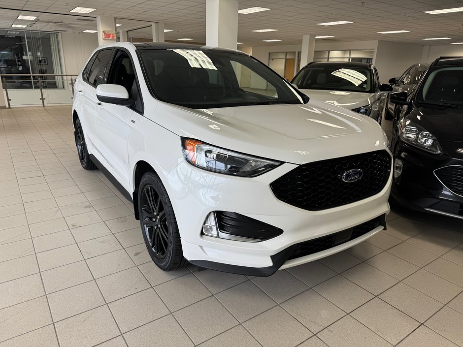 2022 Ford Edge in Brossard, Quebec - w940px