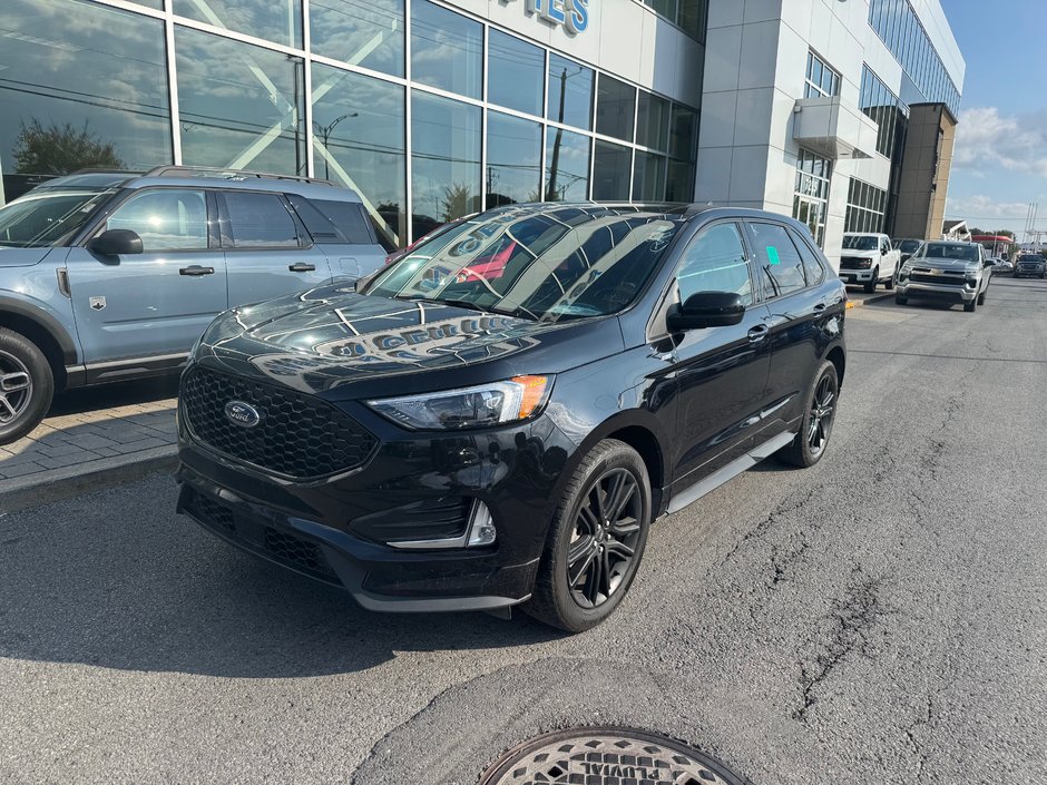 Ford Edge  2024 à Brossard, Québec - w940px