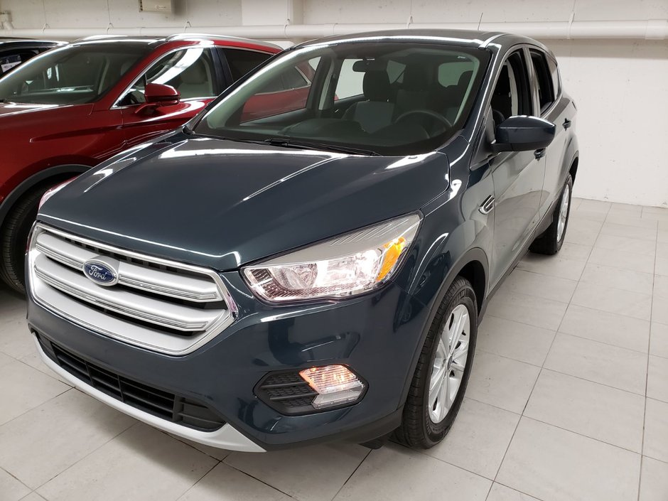 Boulevard Dodge Chrysler Jeep 2019 Ford Escape Se 4wd Camera Recul Demarreur A Distance In Saint Laurent Compare the 2020 ford escape and the 2021 jeep wrangler. boulevard dodge chrysler jeep