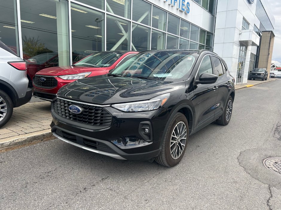 2023 Ford Escape in Brossard, Quebec - w940px
