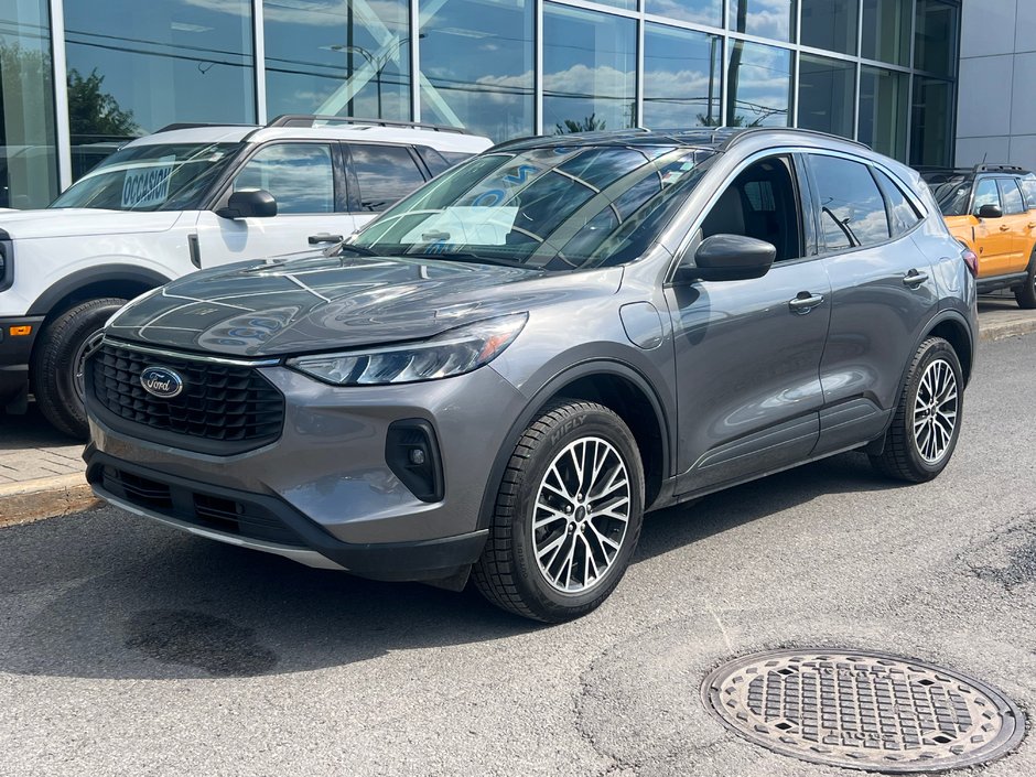 2024 Ford Escape in Brossard, Quebec - w940px