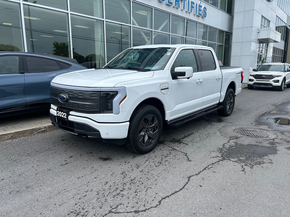 Ford F-150 Lightning  2022 à Brossard, Québec - w940px