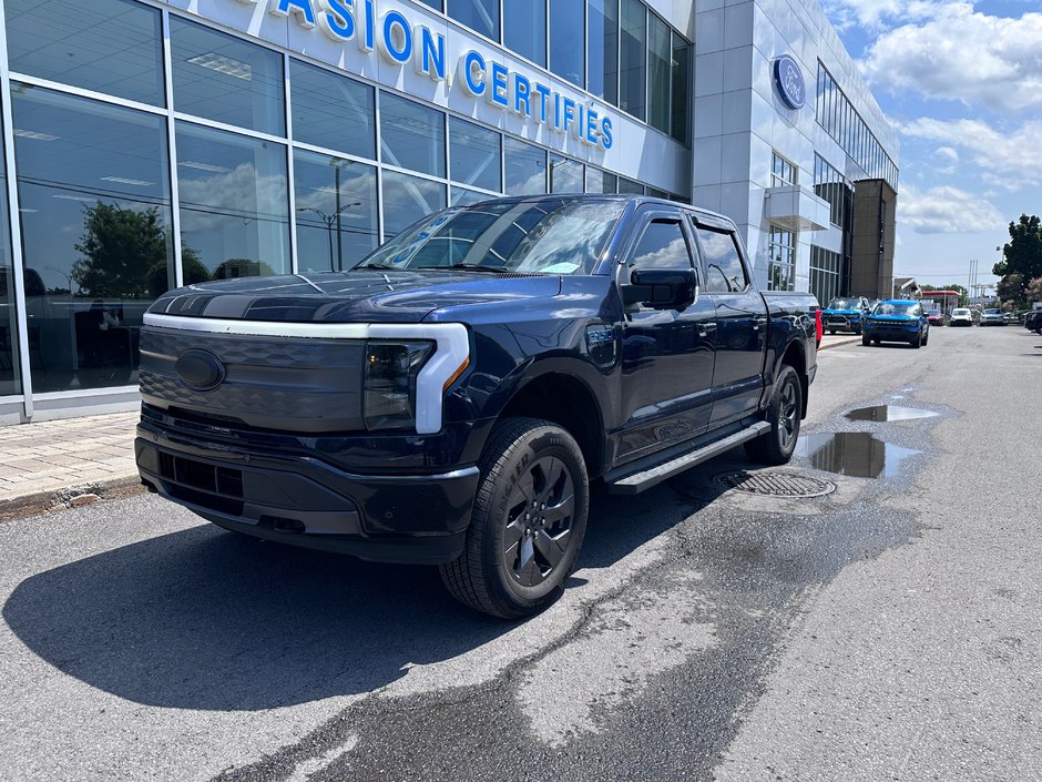 2024 Ford F-150 Lightning in Brossard, Quebec - w940px