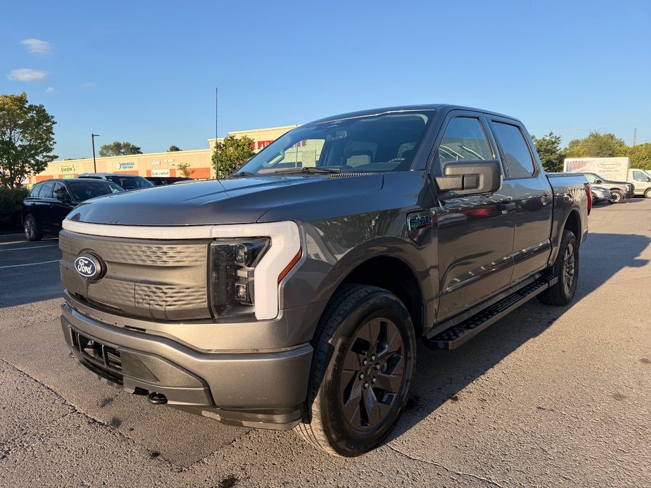 Ford F-150 Lightning XLT | 3.99% DISPO | MAX TOW | PROPOWER 9.6KW | 2024 à Brossard, Québec