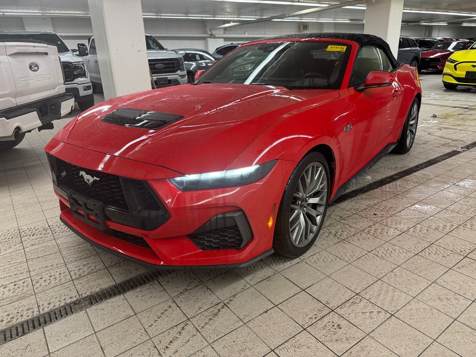 Ford Mustang  2025 à Brossard, Québec - w940px