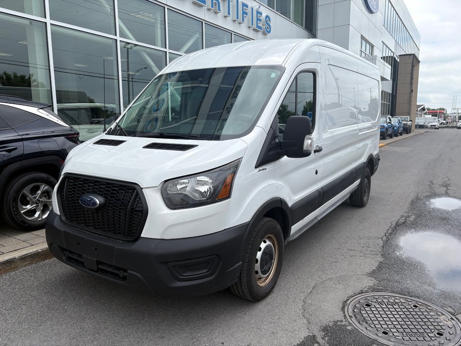 2024 Ford Transit Cargo Van in Brossard, Quebec - w940px