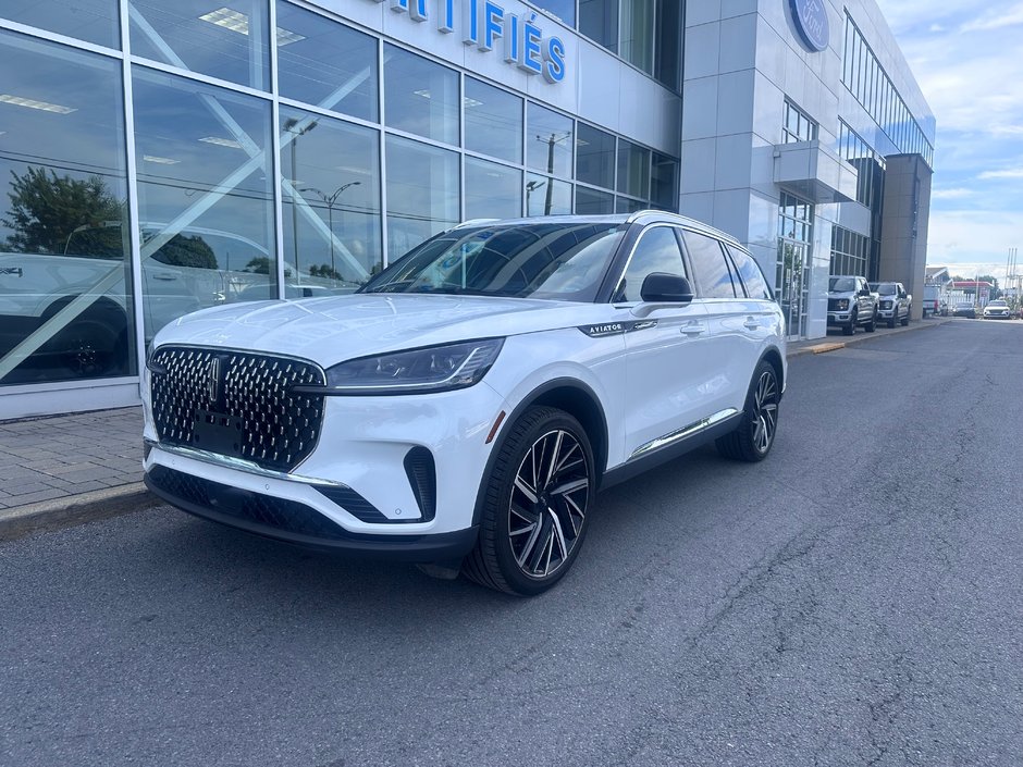 Lincoln Aviator Reserve | AWD | SPÉCIAL DÉMO | TOIT PANO | 22PO | 2026 à Brossard, Québec