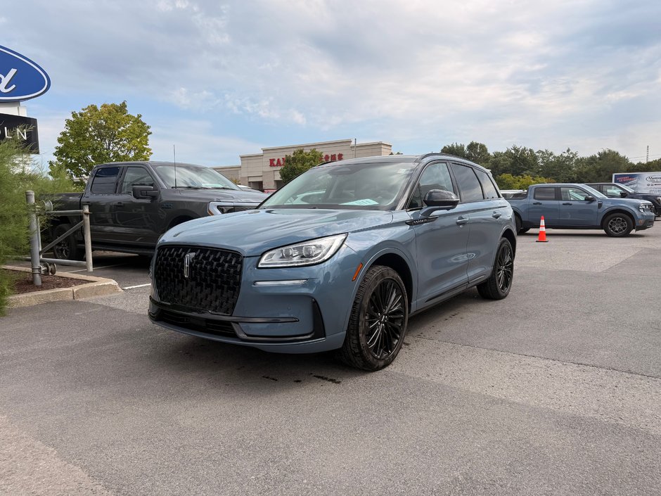 2023 Lincoln Corsair Reserve | AWD | 201A | TOIT PANO | JET PACK | TOW in Brossard, Quebec