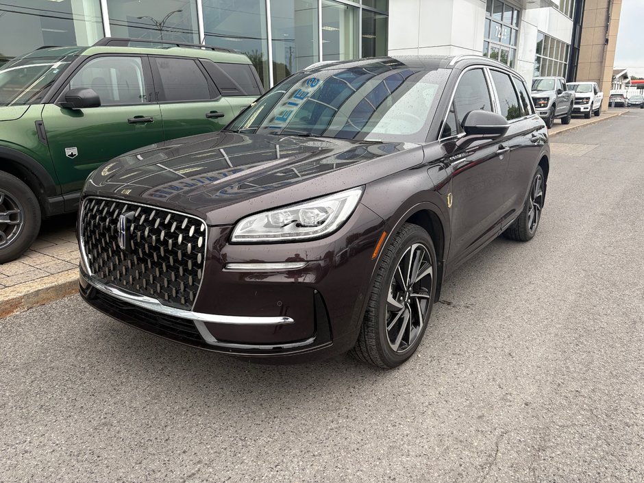 Lincoln Corsair  2023 à Brossard, Québec - w940px