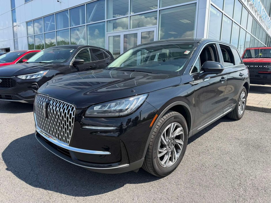 Lincoln Corsair  2024 à Brossard, Québec - w940px