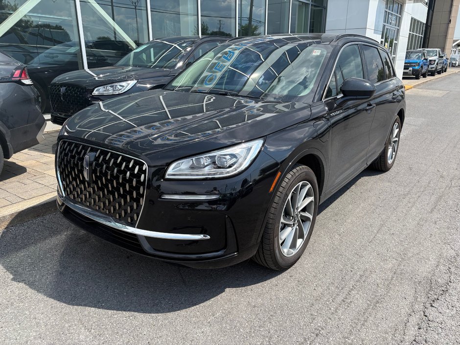 Lincoln Corsair  2025 à Brossard, Québec - w940px