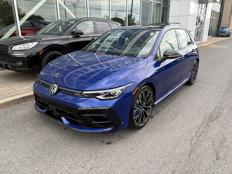 2025 Volkswagen Golf R in Brossard, Quebec - w940px