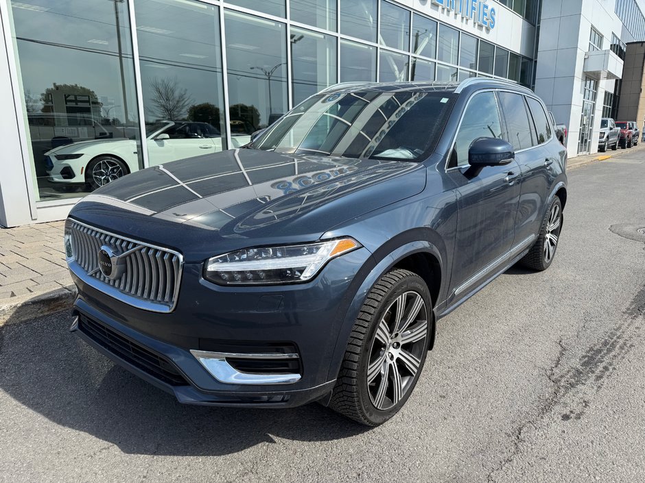 2022 Volvo XC90 in Brossard, Quebec - w940px