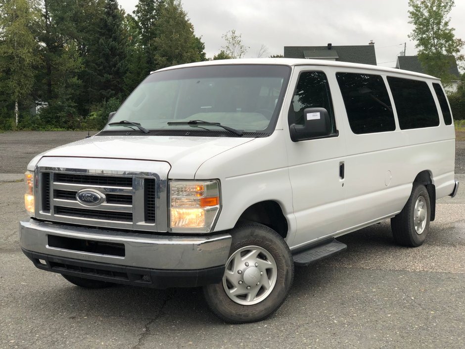 ford econoline xlt