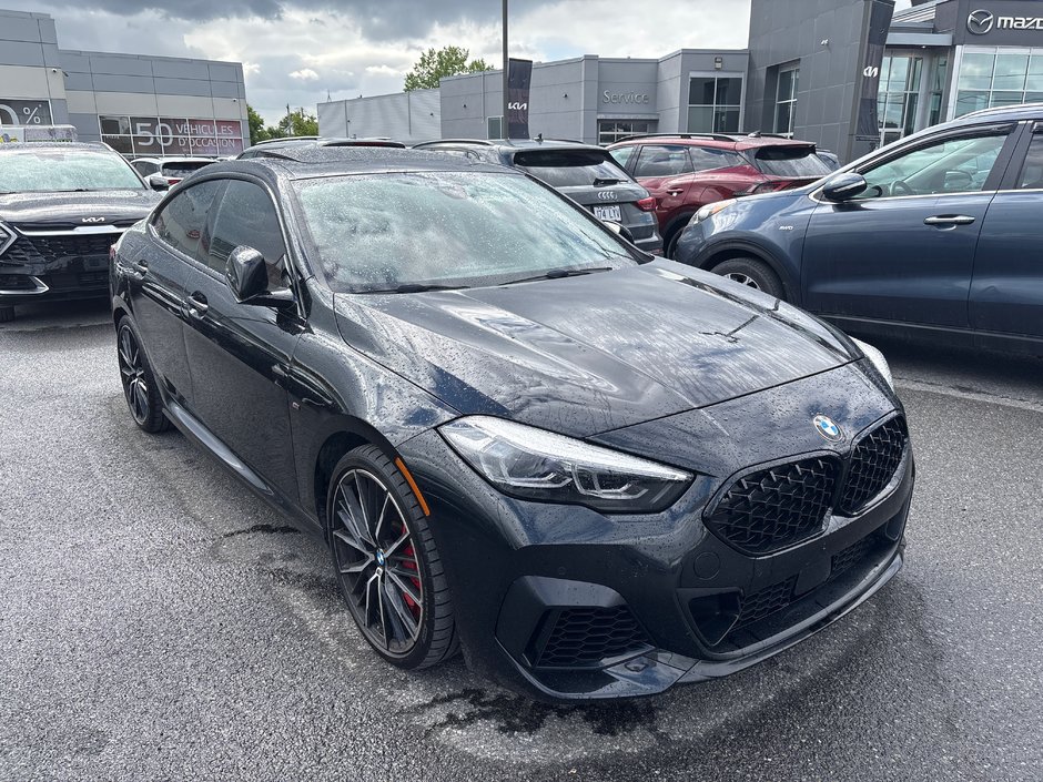 BMW 2 Series M235i XDRIVE NOIR CUIR ROUGE 23989KM WOW 2021 PAS DE RECLAMATIONA AU CARFAX
