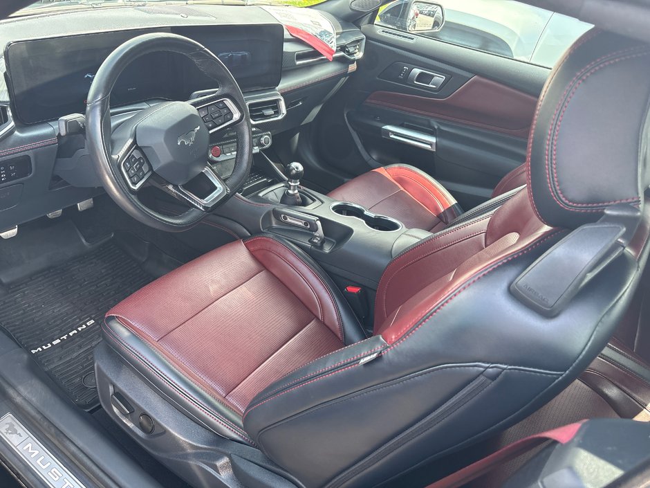 2024 Ford Mustang GT PREMIUM CUIR ROUGE MANUELLE 1 OWNER NO CARFAX CLAIM