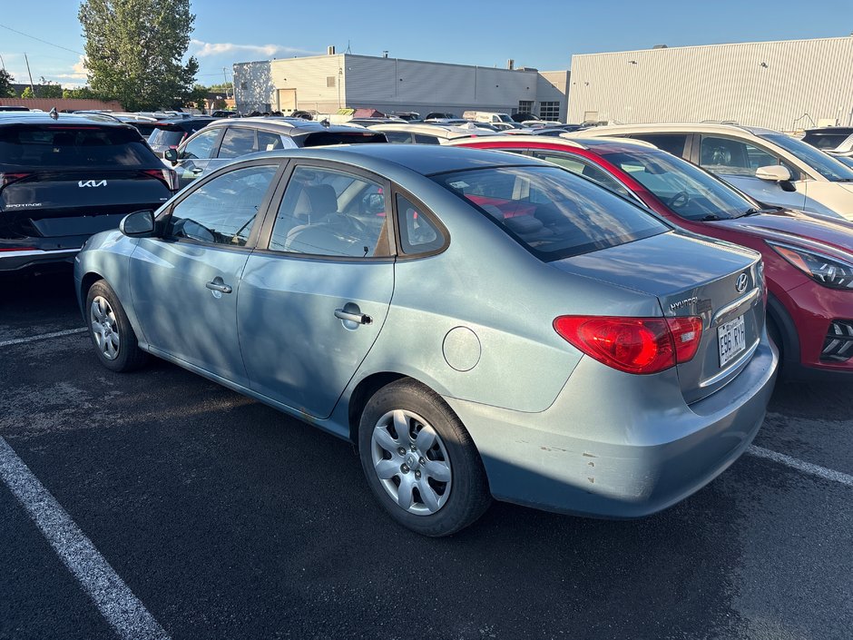 Hyundai Elantra MAN 4 PORTES 2009 PAS DE RECLAMATION AU CARFAX