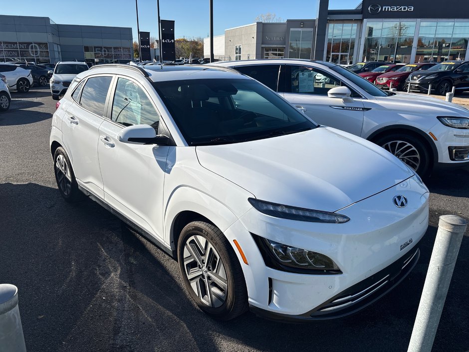 Hyundai Kona Electric ULTIMATE CUIR TOIT BLANC BAS KILO 2023 PAS DE RECLAMATION AU CARFAX