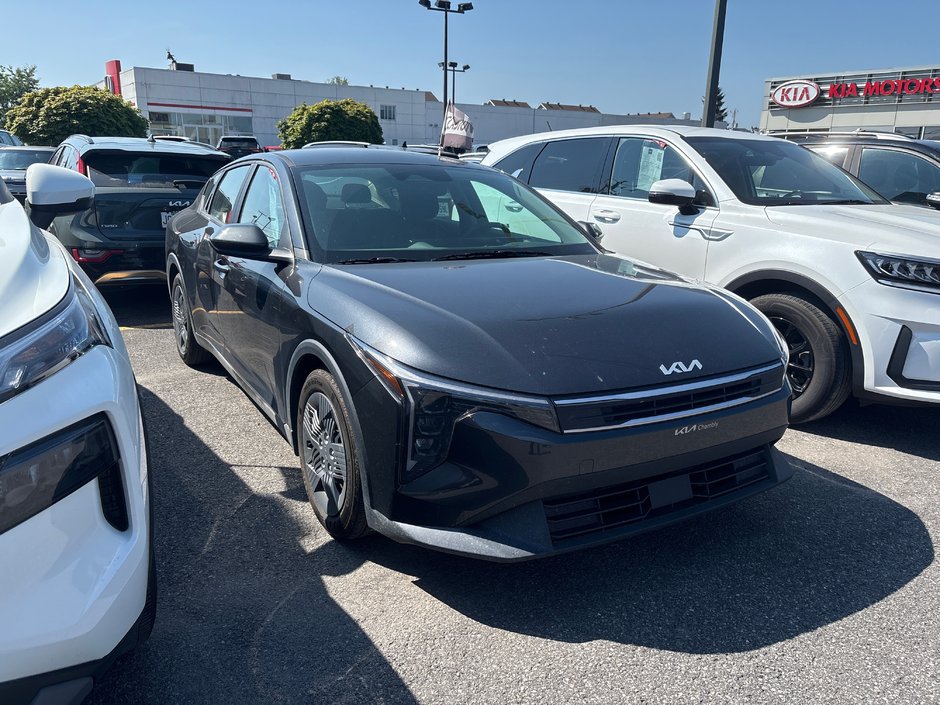 2025 Kia K4 LX AUTOM 14068KM 1 OWNER NO CARFAX CLAIM