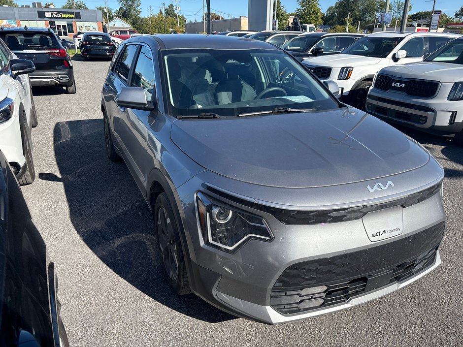 Kia Niro EV WIND AUTOM CHARCOAL 68115KM 2024 1 PROPRIO PAS DE RECLAMATION AU CARFAX