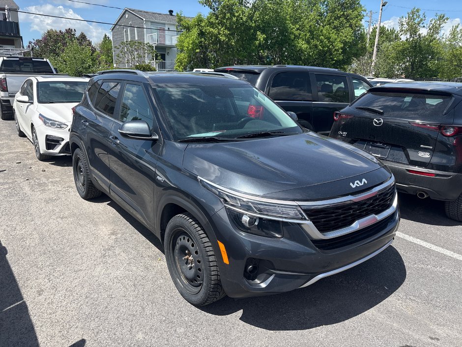 Kia Seltos EX AWD CUIR TOIT CHARCOAL 2022 BAS KILO 1 PROPRIO