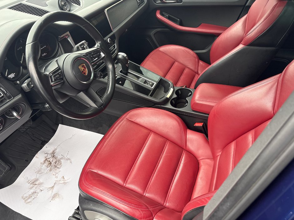 2023 Porsche Macan GTS 2.9t AWD CUIR ROUGE RARE