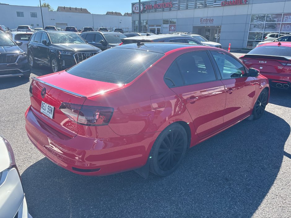 Volkswagen Jetta Sedan COMFORTLINE MAN 2.0T DIESEL 2015 PAS DE RECLAMATION AU CARFAX