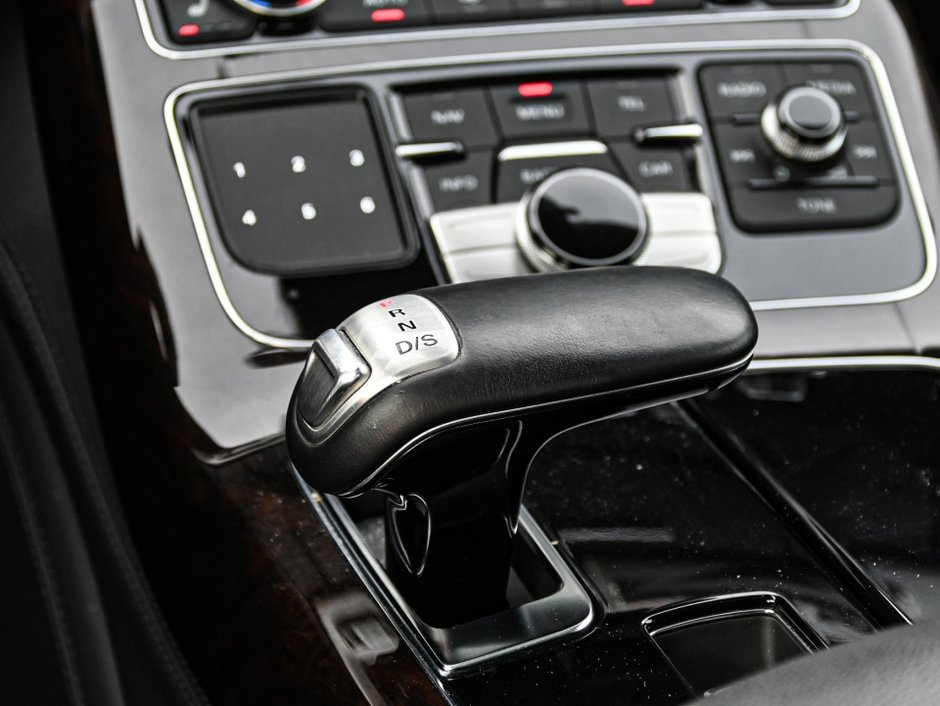 Audi A8 3.0T 2014-29